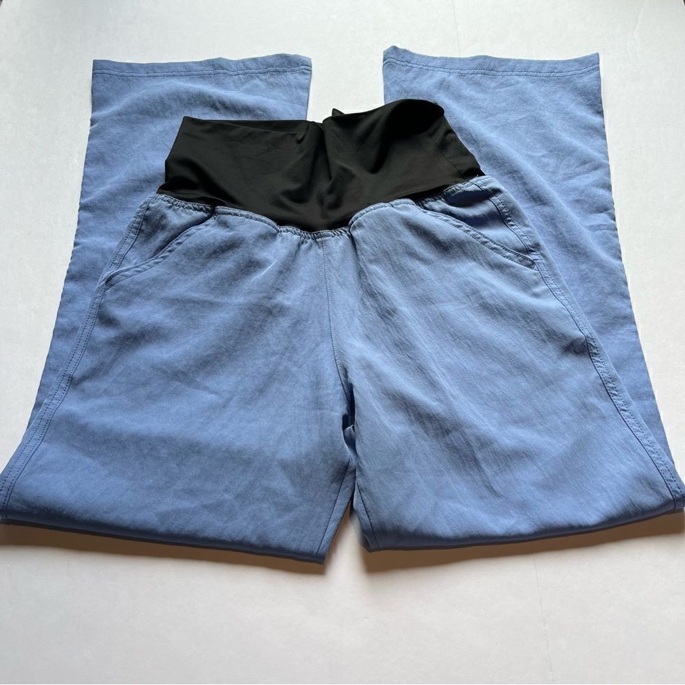 Spread Good Cheer Maternity Pants Size Medium Sky Blue Pull on Flare leg
